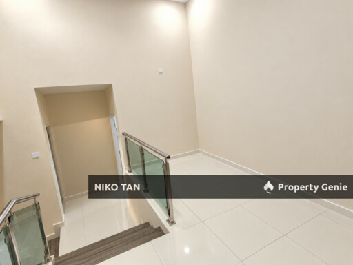 [PRIME AREA]2-Storey EJ 3, Ehsan Height For Sale