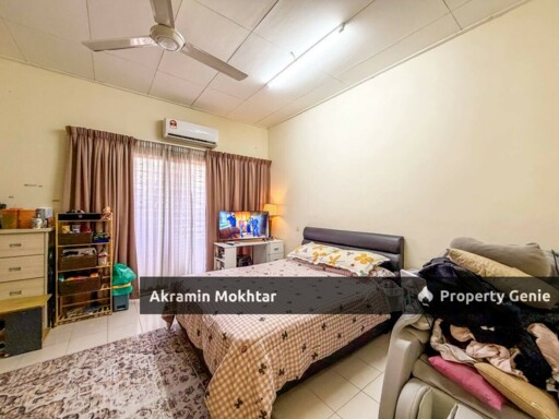 FACING OPEN! Double Storey Terrace Jalan Alam Suria, Puncak Alam