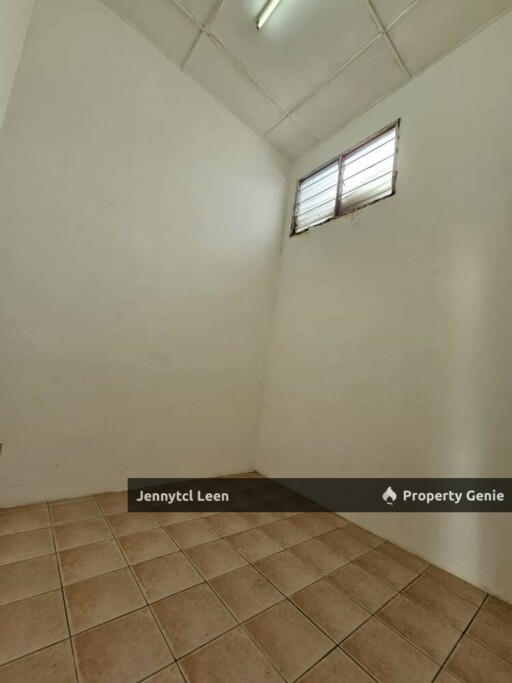Good Price [Freehold] - [Facing Padang] Single Storey Terrace House Tamam Kasawari, near Batu Berendam and Ayer Keroh, Durian Tunggal