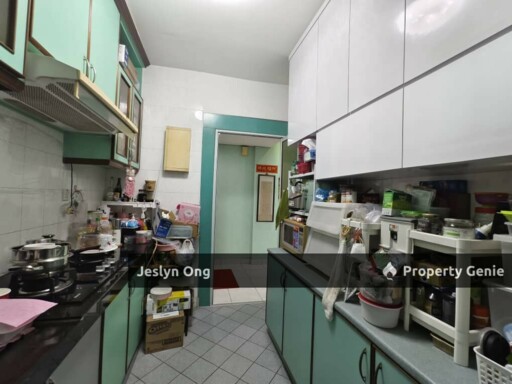 2 Bedrooms Apartment at Permas Jaya for Sale
