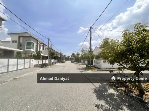 Single Storey Corner Unit @ Taman Semesti Selesa Teluk Intan For Sale