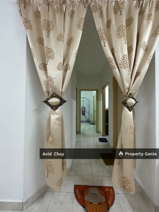 Vista seri alam apartment , level 1 for sale