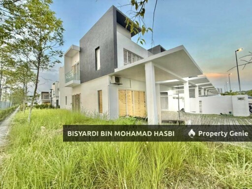 Cheapest Corner Lot Double Storey Casa Green, Cybersouth