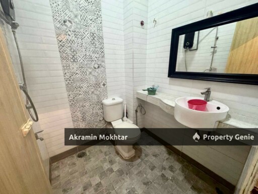 Freehold & Renovated | Double Storey Terrace Taman Prima Saujana Kajang