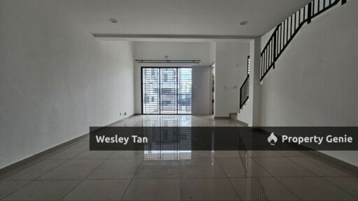 New Cheng 2 Storey Terrace Gated Community 20x70 Freehold 4rooms Bare