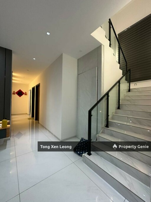 Double Storey Bungalow @ Kampung Lapan For Sale !!