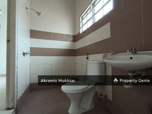 Double Storey Terrace (Intermediate), Kota Puteri, Rawang