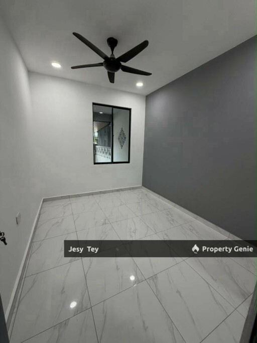 Taman Universiti Single Storey Terrace House For Sales