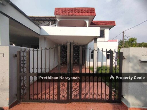 {KLANG} Renovated and refurbished house for rent at Taman Selatan Klang