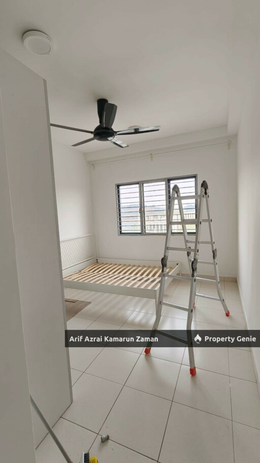 [Partly Furnished Apartment] Prima One Apartment @ Laman View, Cyberjaya | 1,000 sqft Built-up | 3 Bedrooms | 2 Bathrooms | 3 Covered Parking Lots | RM1,700/month