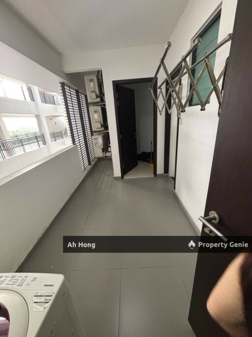 Taman Molek / Ponderosa Lakeside / 2bedroom / Fully Furnished