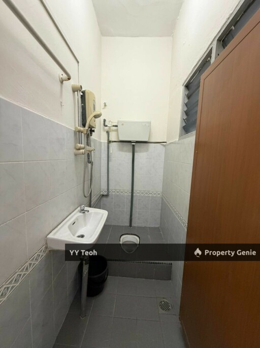 Bukit Beruang Utama Double Storey Terrace