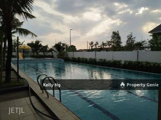 2 Sty House At Amverton Link Klang Behind Nsk Klang For Rent