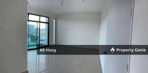 Sutera / Taman Danga Sutera / Big Size Double Storey / Second Hand Brand New / G&G / Freehold