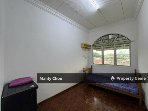 BELOW VALUE 75K FREEHOLD Sri Johor Apartment Semabok Melaka Raya TOWN