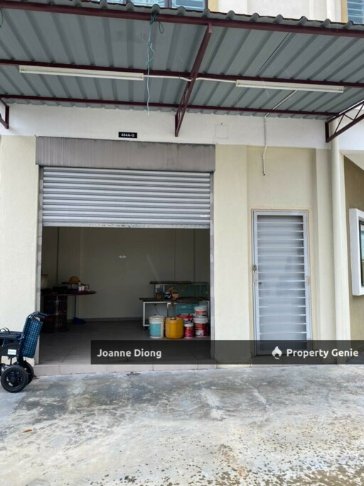 Kampung Chempaka Ground Floor Warehouse Office