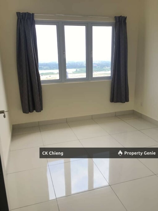 Koi Suites Rent, Partly Furnished 2 Rooms, Taman Mas Puchong