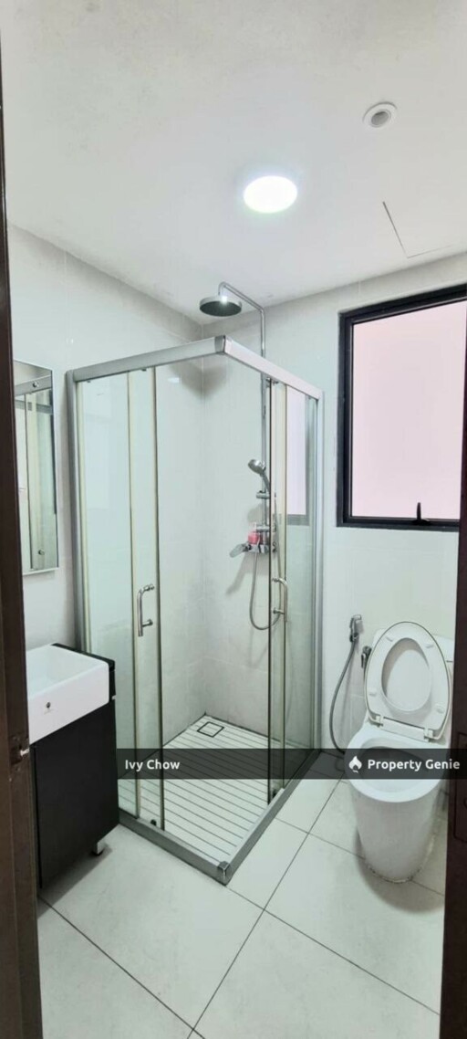 Bay Laurel Appartment for Rent near Jb Town