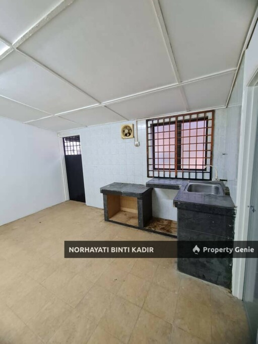 (RENOVATED) SINGLE STOREY TERRACE LORONG SERI MAHKOTA 33, BATU 12, JALAN GAMBANG, KUANTAN