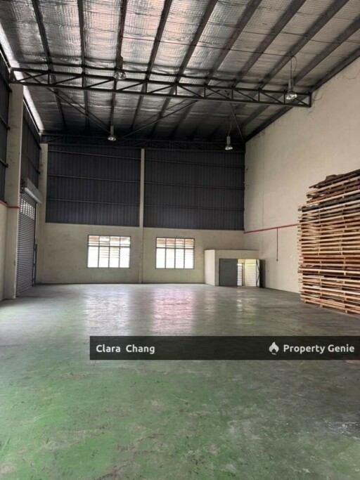 Taman Kempas Utama 1.5 Storey Semi D Factory for Rent