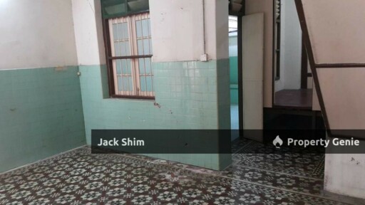 double storey terrcae jalan nanking