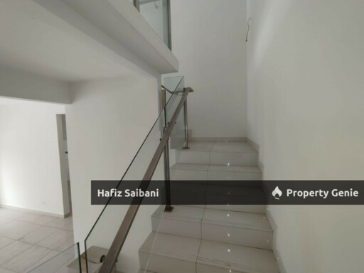 End Lot Double Storey Terrace D' Kayangan Sekyen 13 Shah Alam