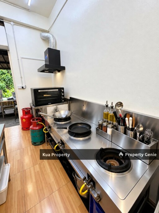 Restaurant Business For Sale at Jalan Batu Biah, Limbang