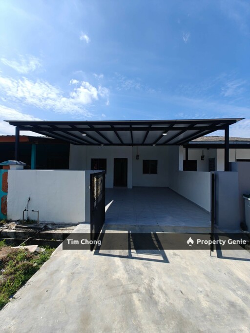 *Jalan Basong Taman Dato Syed Gelang Patah*