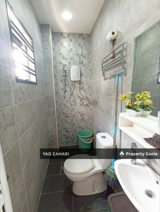 Cahaya Alam U12, Shah Alam | 2-Storey Terrace 4 Bedrooms | RM1.15M - Walking Distance to Surau and Tadika & Renovated Extended