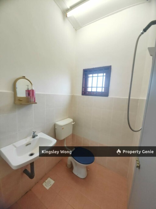 Taman Mas, Falim 2.5 Storey Terrace House Near Menglembu First Garden Basic Condition
