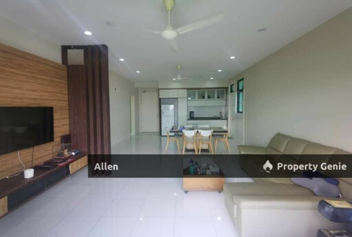 Common Room with Private Bathroom @ Skyloft, Bukit Indah