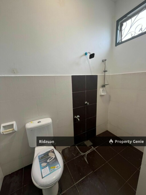 Taman Pulai Indah, Double Storey Corner Lot