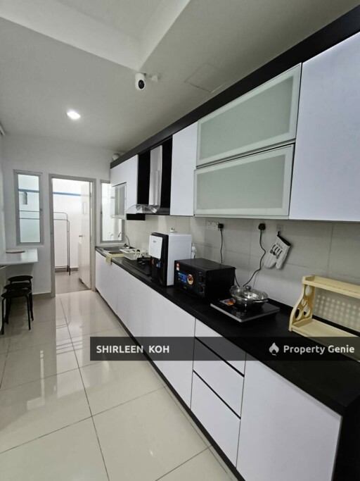 Room for rent at Suriamas Suite @ Larkin JB Town