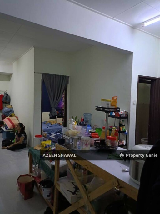 FLAT  BLOK L JALAN E/J TAMAN EHSAN JAYA 81100 JOHOR BAHRU