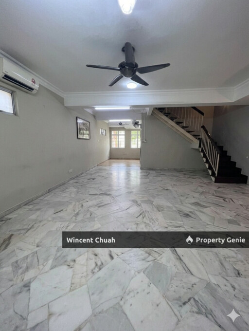 Below Market Value RM100k! 2.5-Storey Terrace at Taman Bukit Utama, Ampang Jaya For Sale.