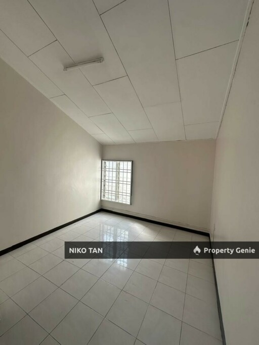 Jalan Pelanduk 2.5Sty Taman Scientex Pasir Gudang For Sale
