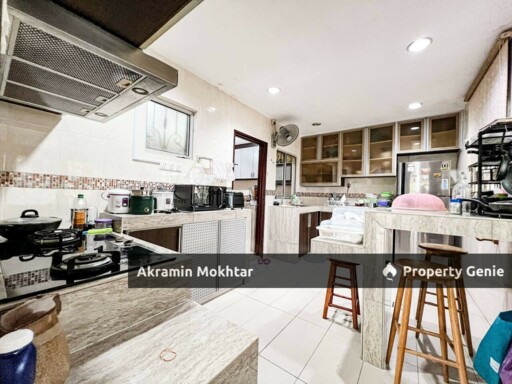 FREEHOLD, FACING OPEN, FULLY RESONATED & EXTENDED | Semi-D 2 Storey Taman Setia 2, Balakong, Seri Kembangan