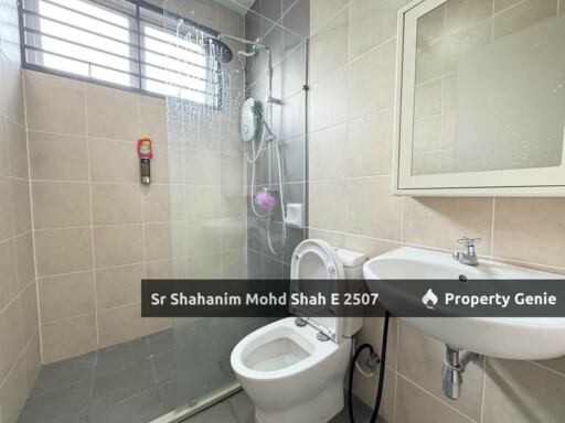 DOUBLE STOREY TERRACE INTERMEDIATE LAMAN MAWAR, KOTA SERIMAS, NILAI .
