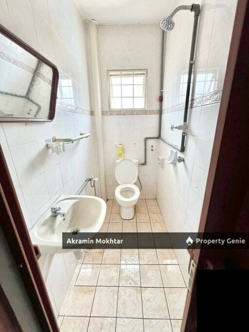 [Corner] Saujana Apartment, Damansara Damai