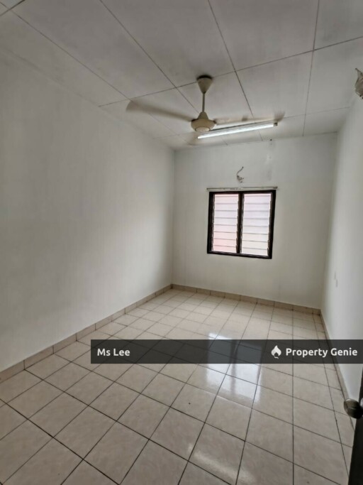 2 storey house-Mutiara Bukit Kemuning-Seksyen 25,Shah Alam -Ready Now