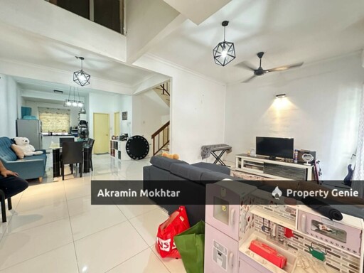 FREEHOLD & GOOD CONDITIONS | Double Storey, Taman Pingiran Subang, USJ 2 Subang Jaya