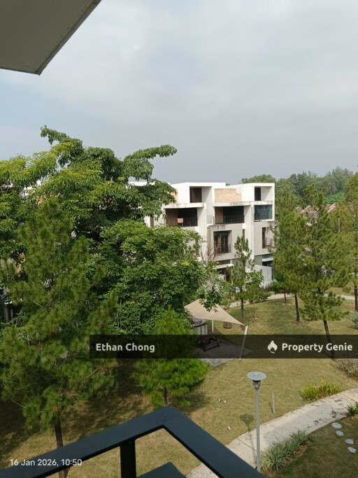 Partially Furnished 3 Storey Terrace House for Sale at Villa Senja, Rawang