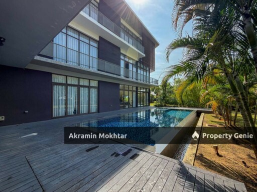 Corner Lot, Modern Design & Fully Furnished |  3 Storey Bungalow at Perdana Heights U10, Shah Alam