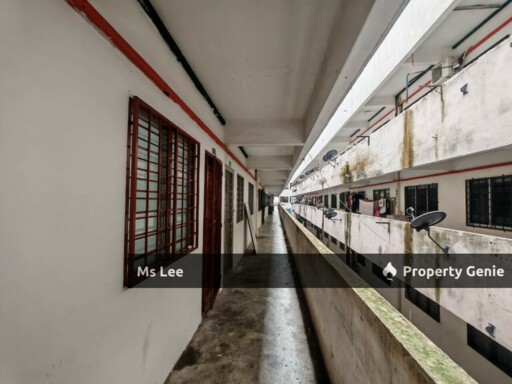 Flat Taman Bukit Mewah @ KAJANG- Blok G Tingkat 2-Ready Now
