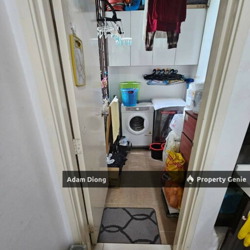 D'Summit Residence Kempas Utama