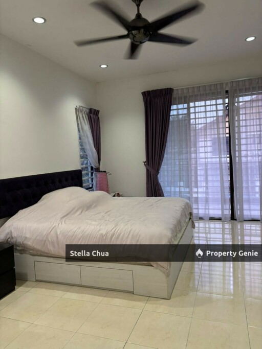 Double Storey House Corner with 20ft Land for SALE