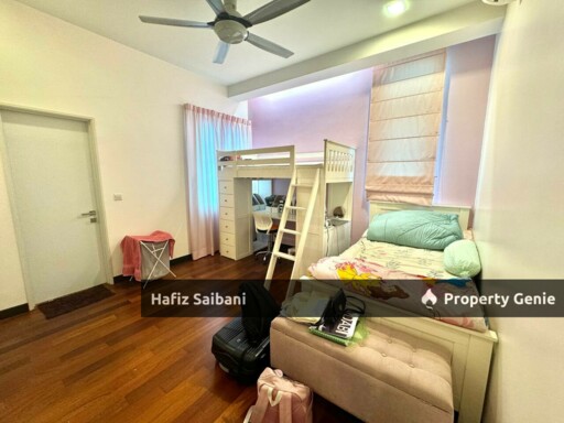 Three Storey Semi D Clover Garden Residence Cyberjaya