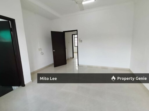 Setia Indah Double Storey House For Rent!!