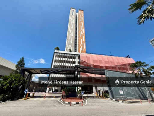 4 Car Park📍Meritus Resindensi, Jalan Laguna 1, Perai Penang. 🔥1301 sq ft 🔥4 Car Park