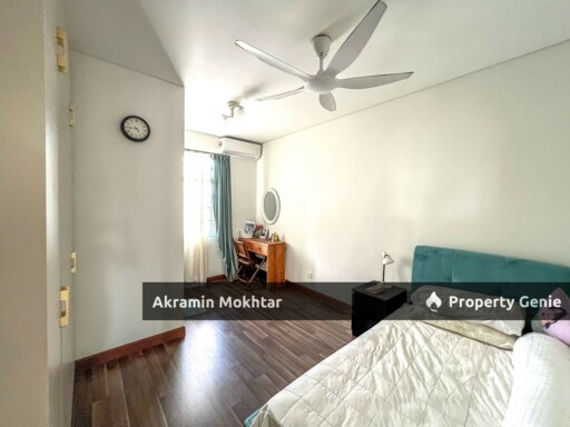 Freehold, Facing Open & Corner Lot | 2 Storey Superlink House Bandar Enstek Nilai Negeri Sembilan